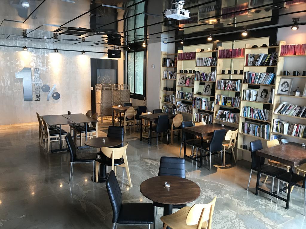 One Percent Hostel Чонджу Екстер'єр фото