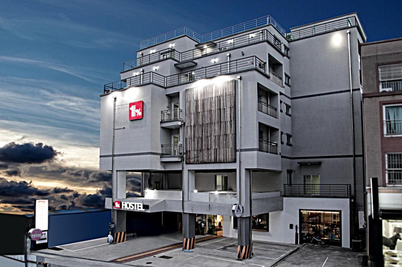 One Percent Hostel Чонджу Екстер'єр фото